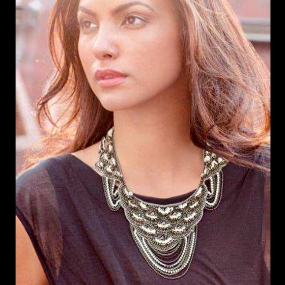 Stella & Dot Jewelry - Stella & Dot Marrakesh Bib Necklace